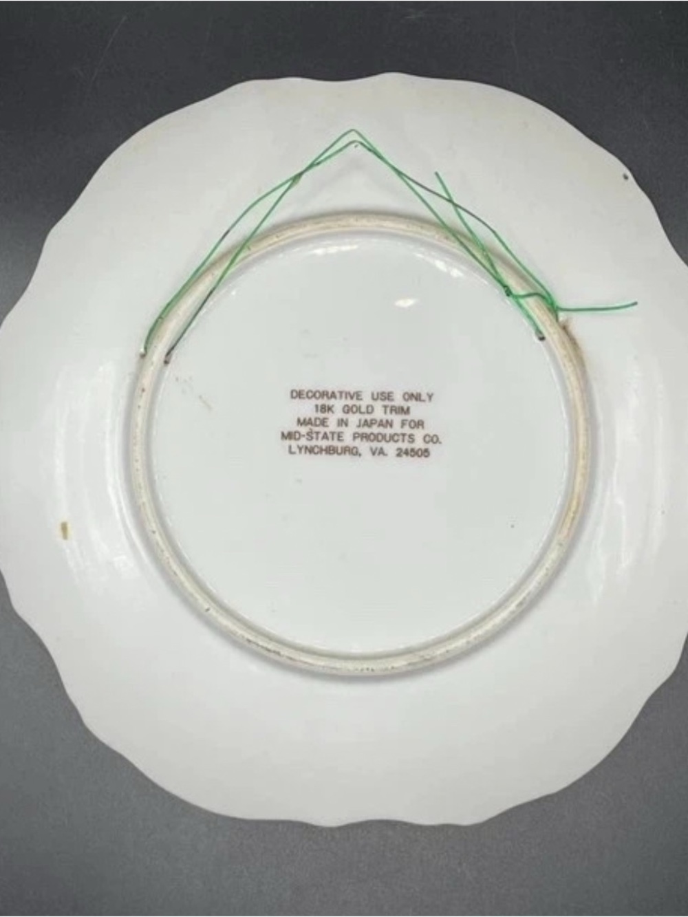 Decor Plate - Picture 2 of 3